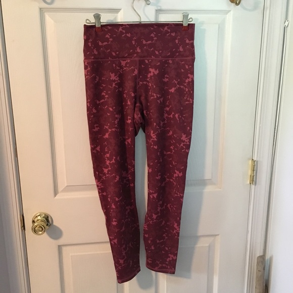 Fabletics Pants - Final price! Fabletics Pink Camo Leggings